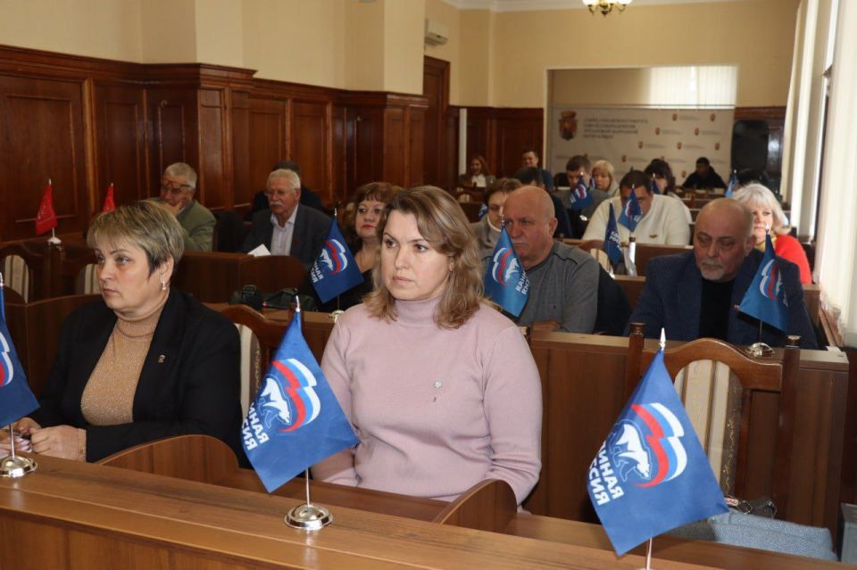 Сегодня состоялось одиннадцатое в текущем году заседание Совета городского округа город Северодонецк Луганской Народной Республики Сегодня состоялось одиннадцатое в текущем году заседание Совета городского округа город Северодонецк Луганской Народной Республики