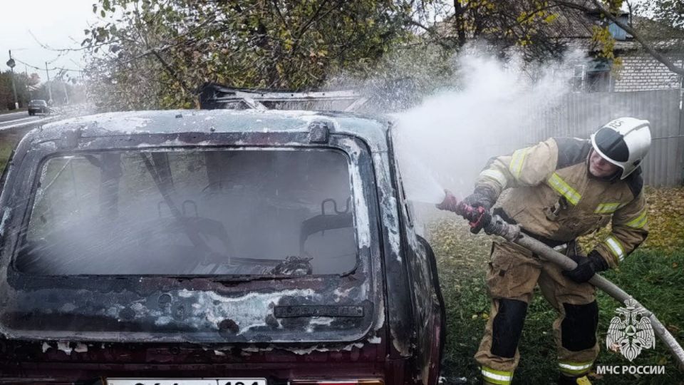 Марковские огнеборцы ликвидировали возгорание автомобиля Марковские огнеборцы ликвидировали возгорание автомобиля