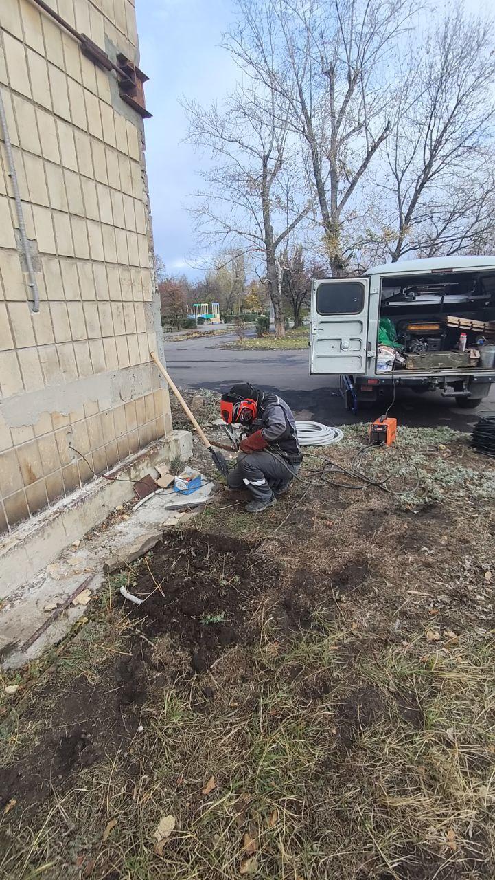 Электрики Удмуртии провели работы по ремонту электропроводки в Лутугинской музыкальной школе Электрики Удмуртии провели работы по ремонту электропроводки в Лутугинской музыкальной школе