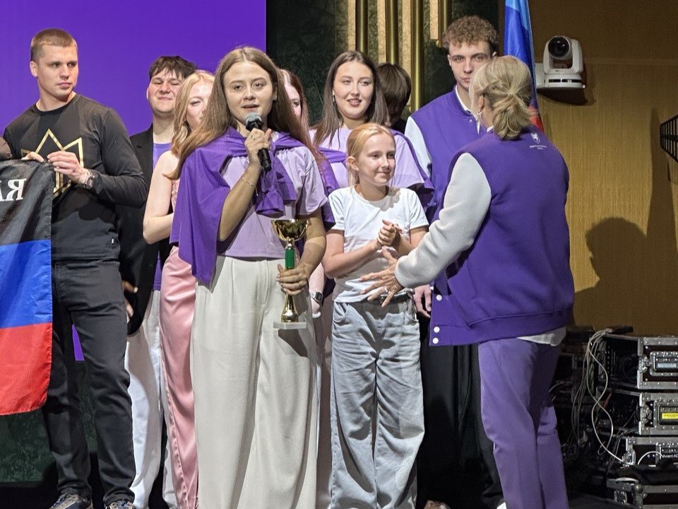 Молодёжь ЛНР сыграла в «Клубе весёлых избирателей»! Молодёжь ЛНР сыграла в «Клубе весёлых избирателей»!