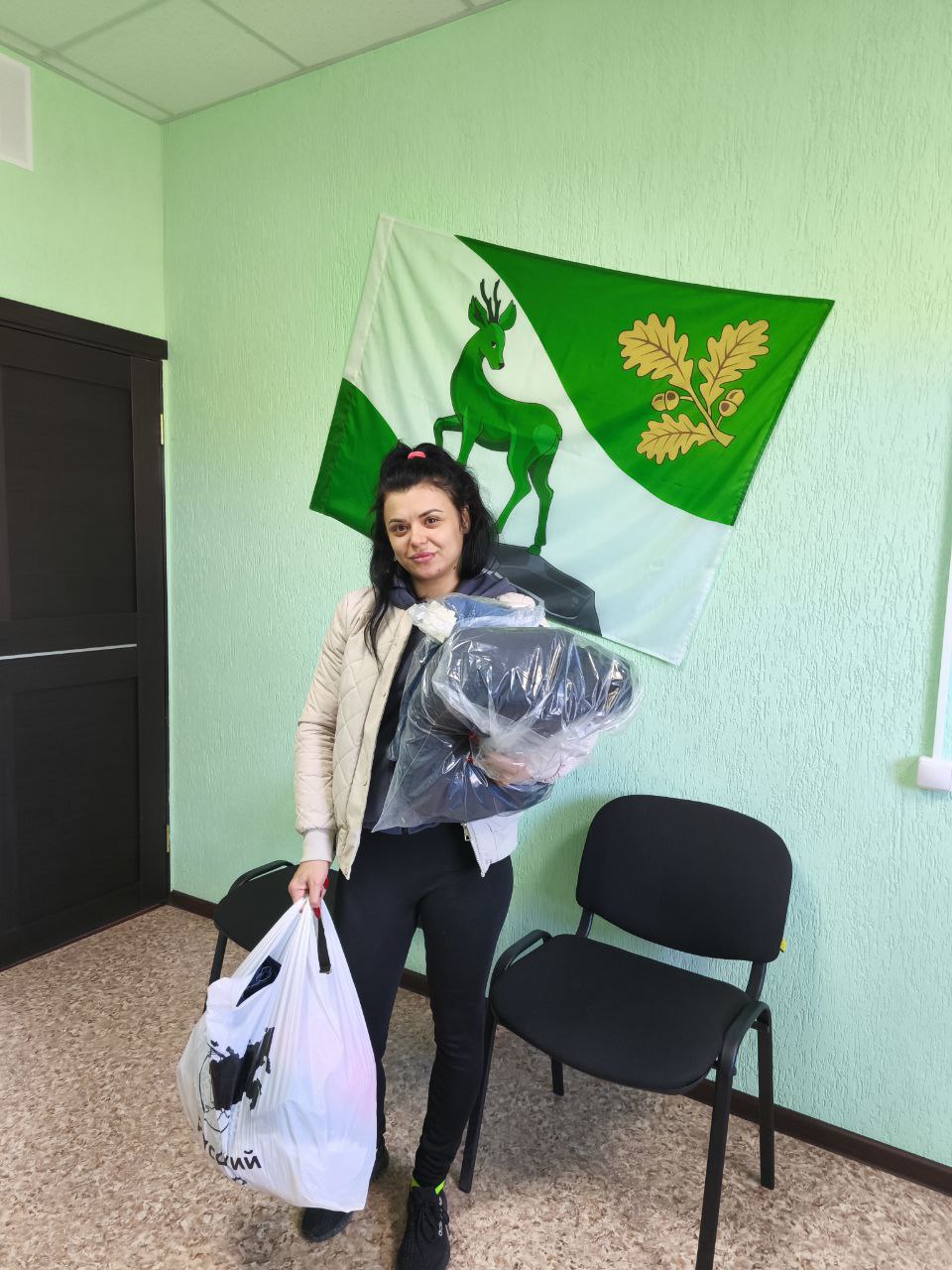 Вячеслав Третьяков: Накануне Дня народного единства помощь, привезённая из Москвы проректором Российского социального государственного университета (РГСУ, г. Москва) Дмитрием Самойленко, была доставлена самым маленьким... Вячеслав Третьяков: Накануне Дня народного единства помощь, привезённая из Москвы проректором Российского социального государственного университета (РГСУ, г. Москва) Дмитрием Самойленко, была доставлена самым маленьким...