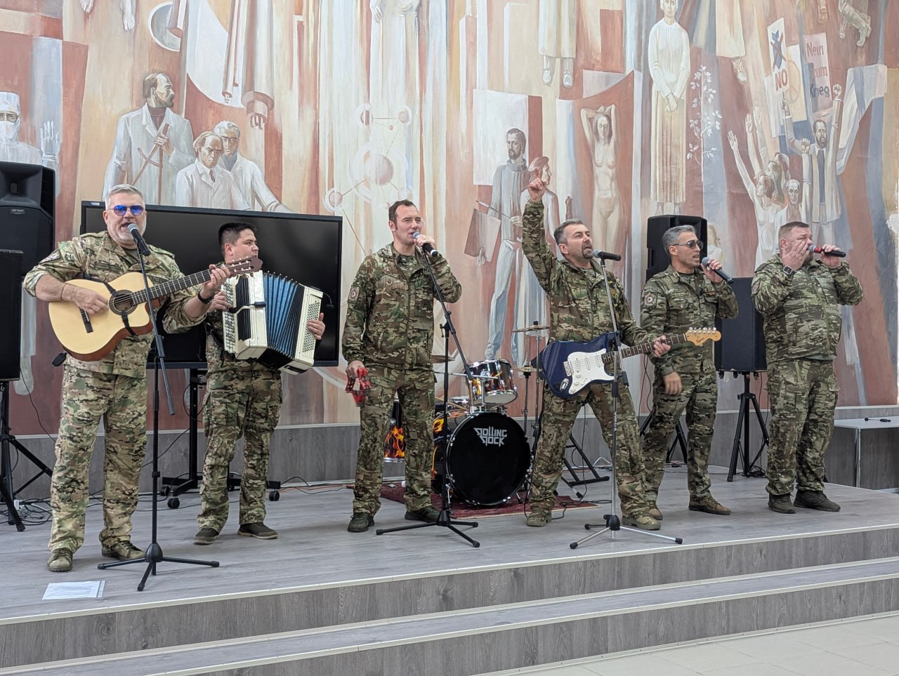Этнофестиваль «Наш дом – Россия» объединил гостей в Луганской Горьковке Этнофестиваль «Наш дом – Россия» объединил гостей в Луганской Горьковке