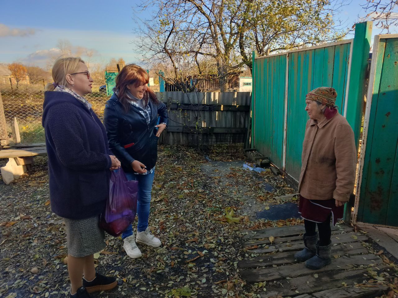 В Ровеньках продолжаются добрые дела: поддержка жителей пгт В Ровеньках продолжаются добрые дела: поддержка жителей пгт