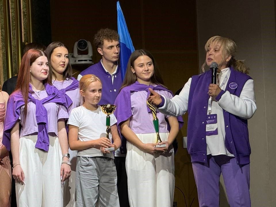 Молодёжь ЛНР сыграла в «Клубе весёлых избирателей»! Молодёжь ЛНР сыграла в «Клубе весёлых избирателей»!