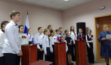 В историческом музее в рамках проекта «Герои Отечества» состоялась музыкально-патриотическая игра «Угадай мелодию по страницам песен военных лет»