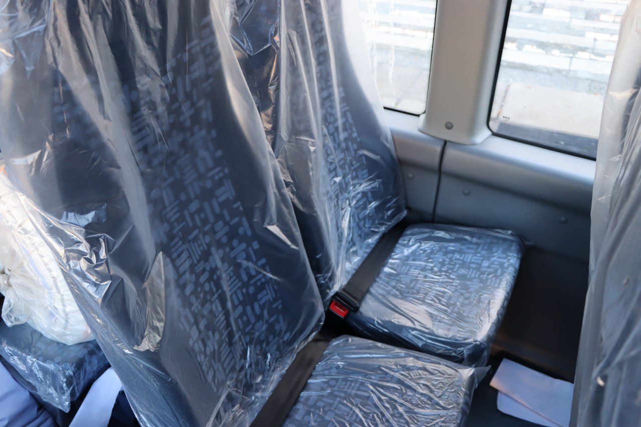 Евгений Бондарь: Лутугинский районный дом культуры получил новый автобус от регионашефа Евгений Бондарь: Лутугинский районный дом культуры получил новый автобус от регионашефа