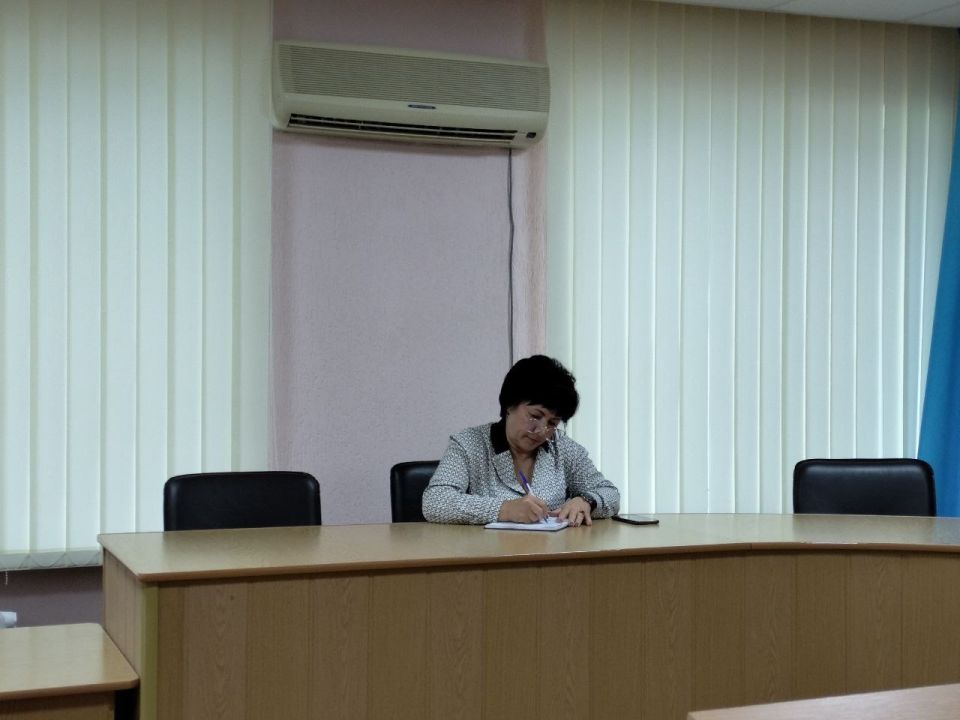 Рабочее совещание. Сегодня временно исполняющий полномочия Главы городского округа город Ровеньки Дмитрий Игошин провел плановое рабочее совещание с руководителями управлений администрации и структурных подразделений Рабочее совещание. Сегодня временно исполняющий полномочия Главы городского округа город Ровеньки Дмитрий Игошин провел плановое рабочее совещание с руководителями управлений администрации и структурных подразделений