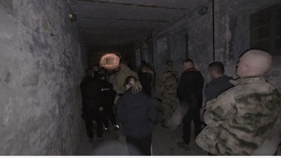 В стенах музея «Памяти погибших», где каждый экспонат дышит историей и хранит в себе отголоски героических подвигов, прошла особенная встреча В стенах музея «Памяти погибших», где каждый экспонат дышит историей и хранит в себе отголоски героических подвигов, прошла особенная встреча