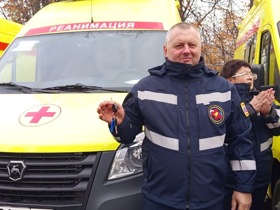 Парк «скорой помощи» ЛНР пополнился современными реанимобилями Парк «скорой помощи» ЛНР пополнился современными реанимобилями