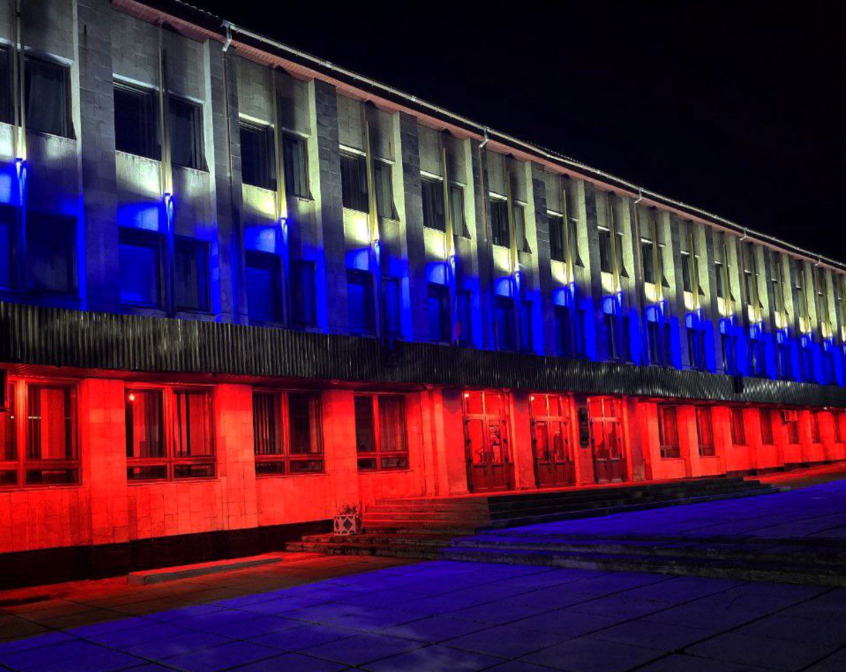 Сегодня при поддержке Совета женщин города Ровеньки "Союза женщин России" в Республиканском центре занятости населения города Ровеньки прошло торжественное награждения победителей ежегодного конкурса рисунка «Мой город в... Сегодня при поддержке Совета женщин города Ровеньки "Союза женщин России" в Республиканском центре занятости населения города Ровеньки прошло торжественное награждения победителей ежегодного конкурса рисунка «Мой город в...