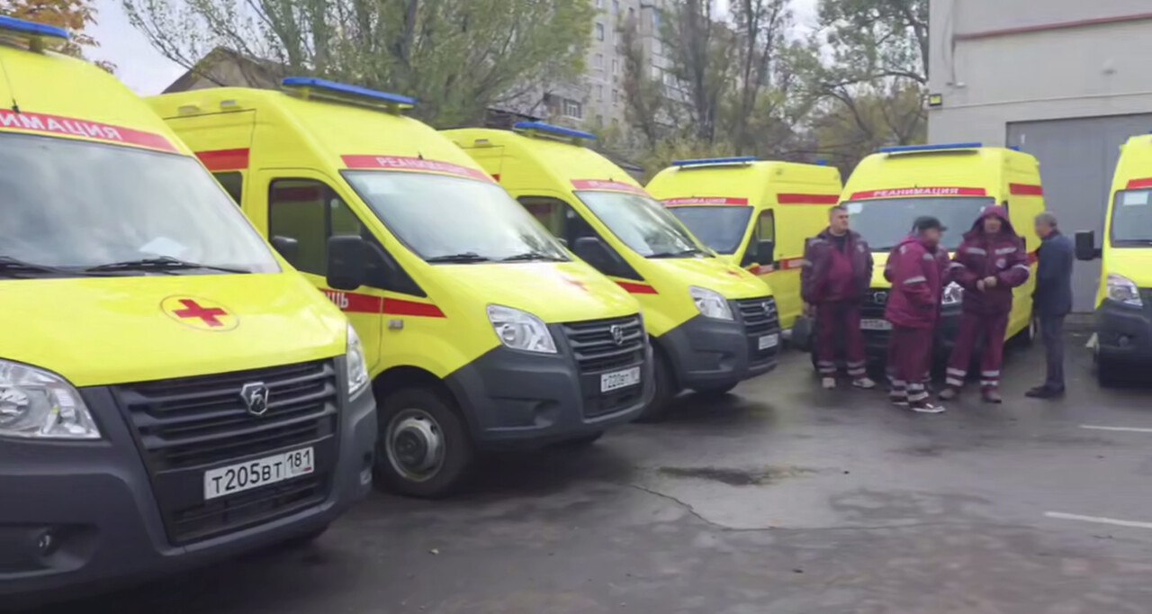 1 В ЛНР поставили 10 новых реанимобилей