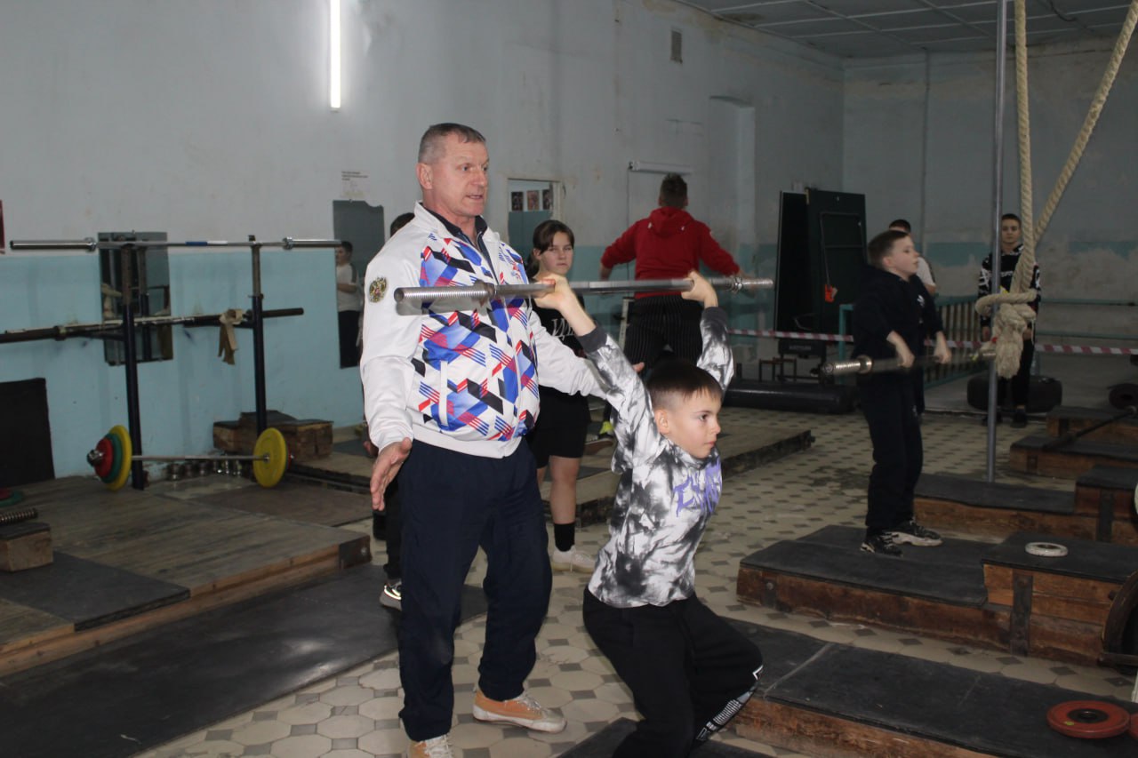 Сергей Крамаренко: Вчера, в рамках празднования Дня тренера, встретился с наставниками спортивных дисциплин, чтобы поблагодарить их за вклад в развитие спорта и воспитание подрастающего поколения Сергей Крамаренко: Вчера, в рамках празднования Дня тренера, встретился с наставниками спортивных дисциплин, чтобы поблагодарить их за вклад в развитие спорта и воспитание подрастающего поколения