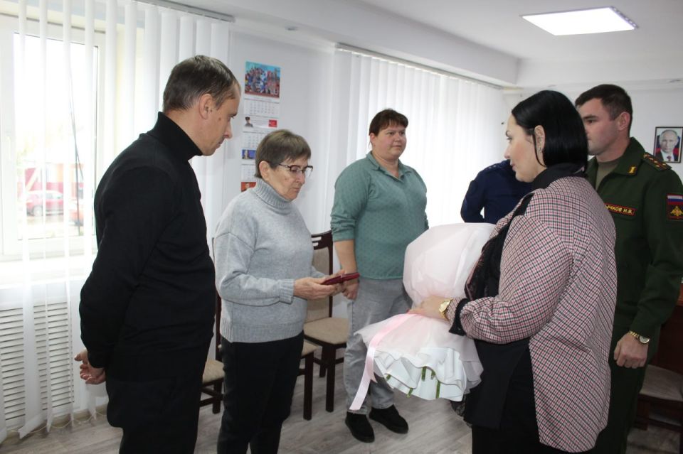 Память о героях жива: Ордена Мужества переданы семьям павших воинов Новопсковского округа Память о героях жива: Ордена Мужества переданы семьям павших воинов Новопсковского округа