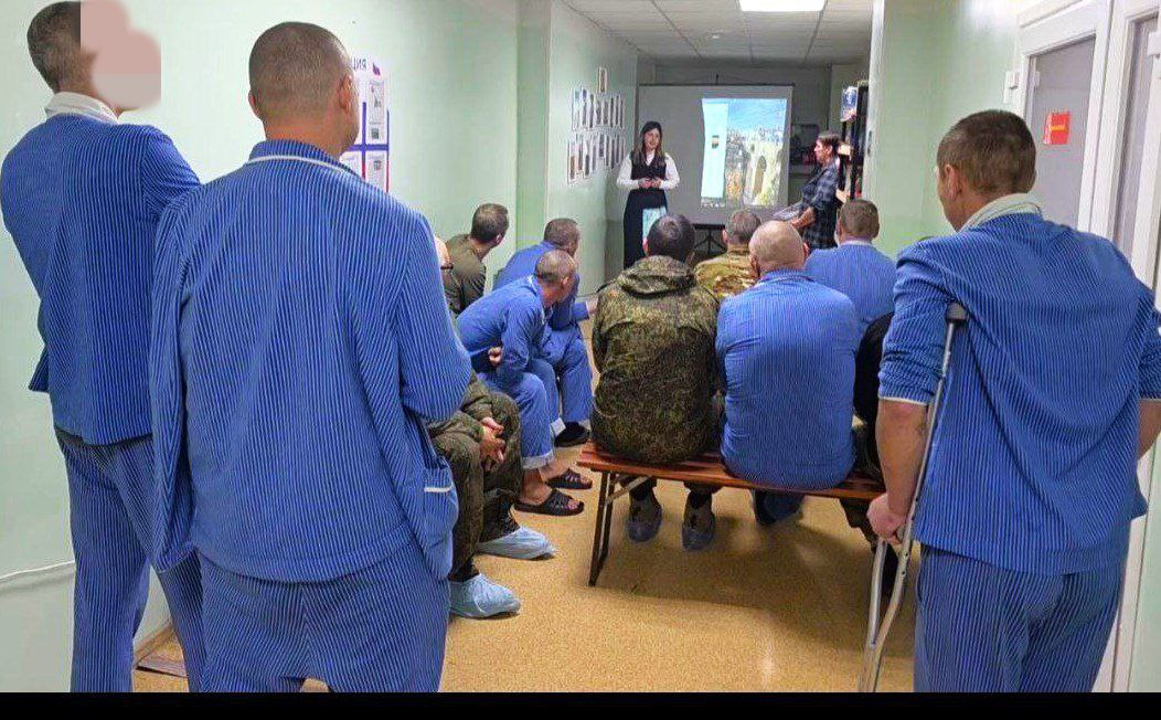 Фотовыставка "От рассвета до рассвета" - подарок госпиталю ко Дню народного единства! Фотовыставка "От рассвета до рассвета" - подарок госпиталю ко Дню народного единства!