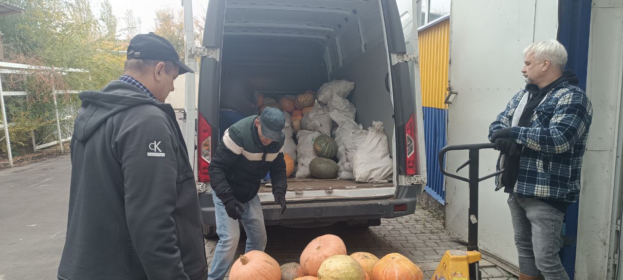 «Единая Россия» в Рубежном не перестает оказывать помощь населению города «Единая Россия» в Рубежном не перестает оказывать помощь населению города