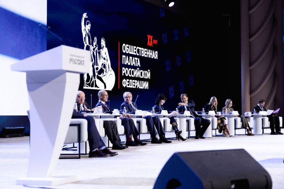 «..Нужно признать, что мы не проявили понимания сложности и опасности процессов, происходящих в своей собственной стране и в мире в целом «..Нужно признать, что мы не проявили понимания сложности и опасности процессов, происходящих в своей собственной стране и в мире в целом