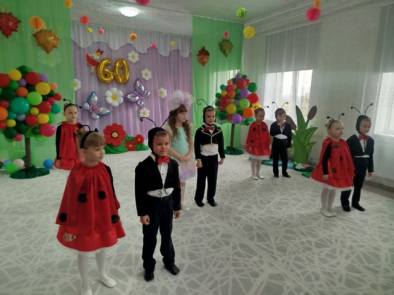 Сегодня детский сад "Дюймовочка" отмечает свой 60-летний юбилей – событие, наполненное радостью и гордостью для всех, кто связан с этим замечательным учреждением Сегодня детский сад "Дюймовочка" отмечает свой 60-летний юбилей – событие, наполненное радостью и гордостью для всех, кто связан с этим замечательным учреждением