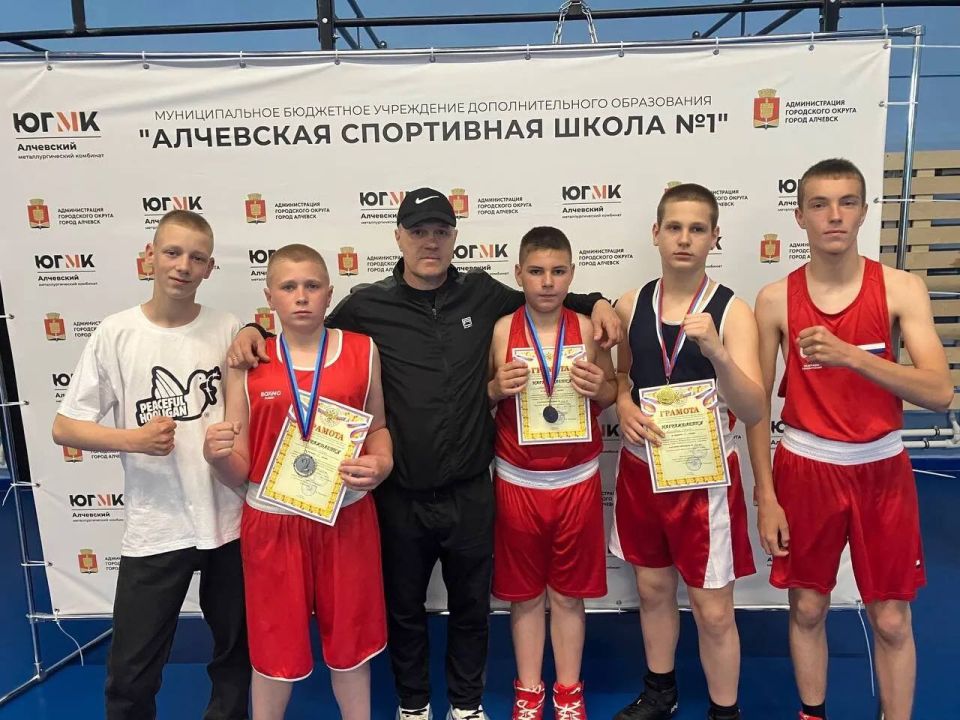 Сергей Крамаренко: Вчера, в рамках празднования Дня тренера, встретился с наставниками спортивных дисциплин, чтобы поблагодарить их за вклад в развитие спорта и воспитание подрастающего поколения Сергей Крамаренко: Вчера, в рамках празднования Дня тренера, встретился с наставниками спортивных дисциплин, чтобы поблагодарить их за вклад в развитие спорта и воспитание подрастающего поколения