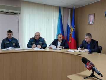 Рабочее заседание комиссии!