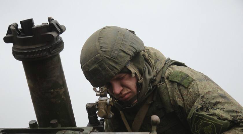 Российские военные в течение минувшей недели пресекли три попытки украинских формирований восстановить контроль над переправой через реку Оскол и прорвать кольцо окружения в районе Купянска Харьковской области