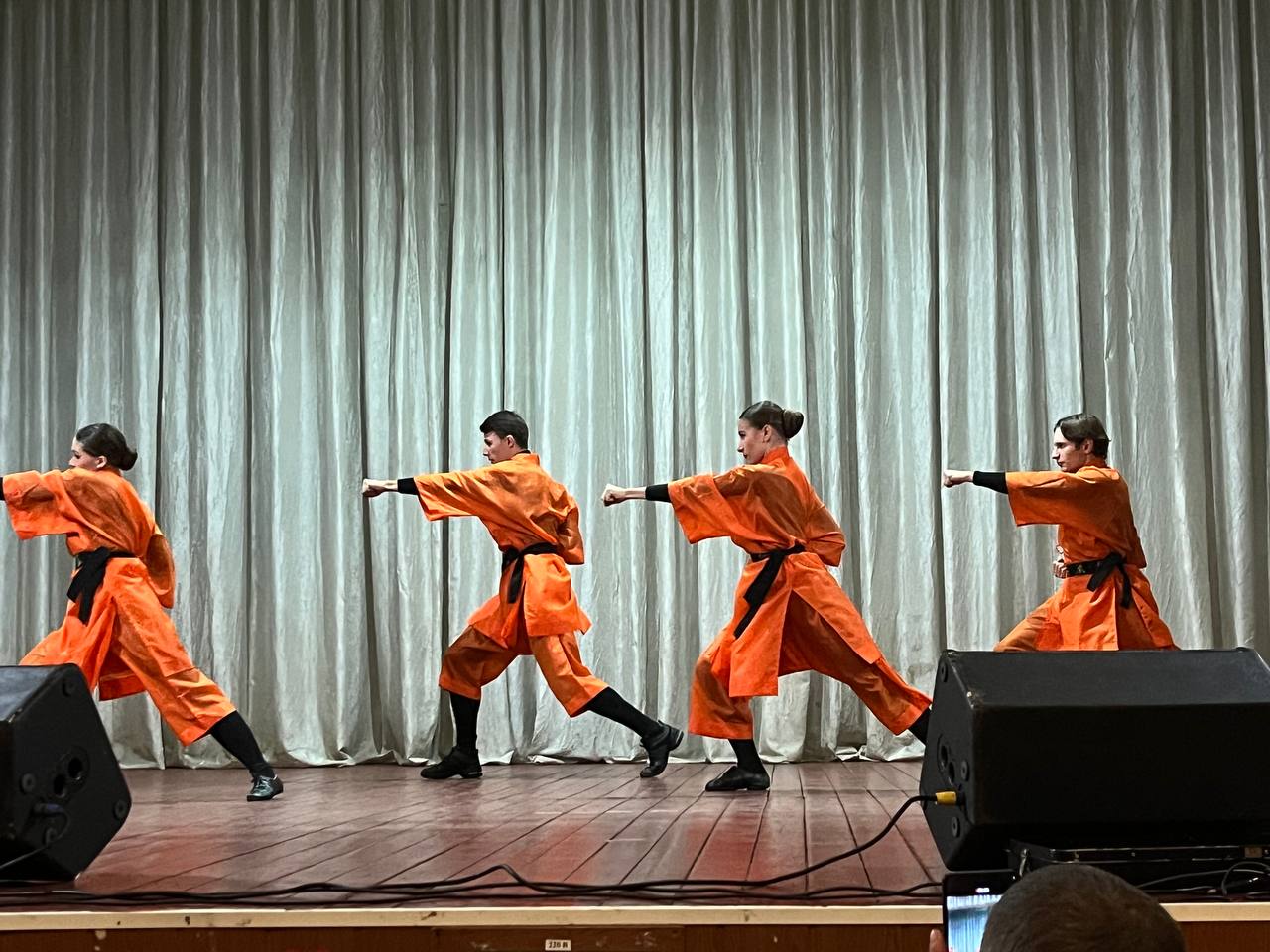 Программа «Летучий корабль – курс на радость!» подарила детям Зоринска незабываемое путешествие по сказочной стране! Программа «Летучий корабль – курс на радость!» подарила детям Зоринска незабываемое путешествие по сказочной стране!