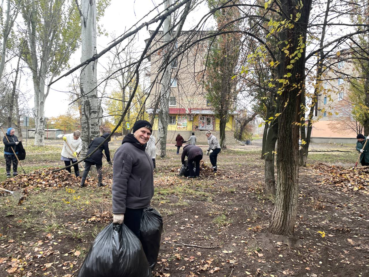Жители города Суходольска приняли участие в общественном субботнике Жители города Суходольска приняли участие в общественном субботнике