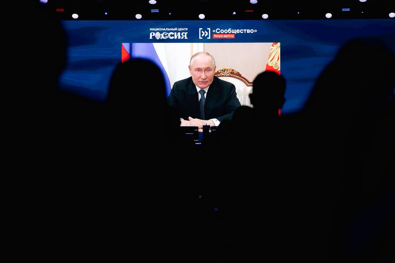 «..Нужно признать, что мы не проявили понимания сложности и опасности процессов, происходящих в своей собственной стране и в мире в целом «..Нужно признать, что мы не проявили понимания сложности и опасности процессов, происходящих в своей собственной стране и в мире в целом