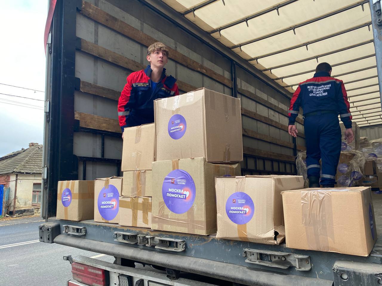 В единстве наша сила. И для добровольцев Луганского РО ВСКС, и для активистов Народного фронта ключевым мотивирующим фактором является искреннее желание помочь, внести свой вклад в улучшение жизни людей