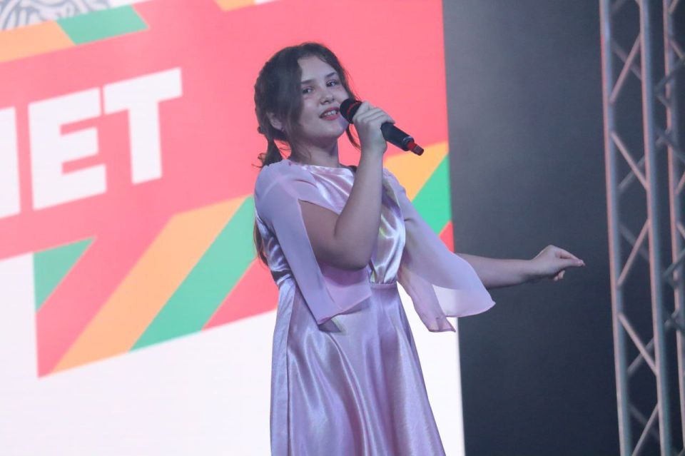 Торжественное мероприятие ко Дню народного единства состоялось в Северодонецке Торжественное мероприятие ко Дню народного единства состоялось в Северодонецке