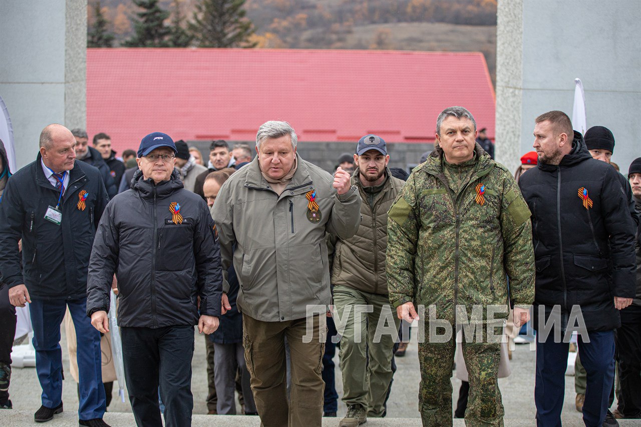 В Краснолучском округе состоялось открытие восстановленного Мемориального комплекса боевой славы на реке Миус В Краснолучском округе состоялось открытие восстановленного Мемориального комплекса боевой славы на реке Миус