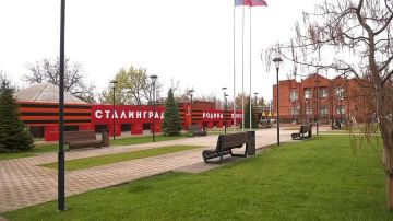 Глава ЛНР Леонид Пасечник и Первый заместитель Руководителя Администрации Президента Сергей Кириенко посетили еще два обновленных объекта в Станично-Луганском округе