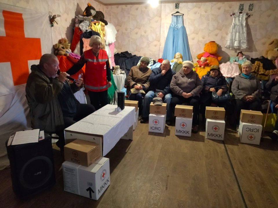 Обществом Красного Креста города Рубежное было организовано мероприятие, посвященное Дню народного единства Обществом Красного Креста города Рубежное было организовано мероприятие, посвященное Дню народного единства