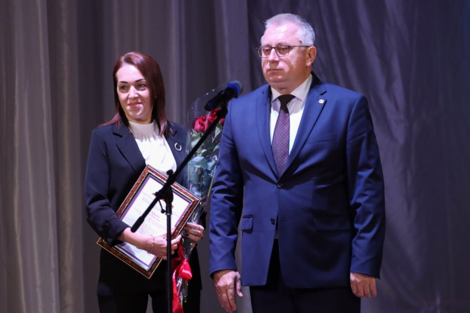 Свой профессиональный праздник торжественно отметили сотрудники Главного управления Федеральной службы судебных приставов по Луганской Народной Республике Свой профессиональный праздник торжественно отметили сотрудники Главного управления Федеральной службы судебных приставов по Луганской Народной Республике