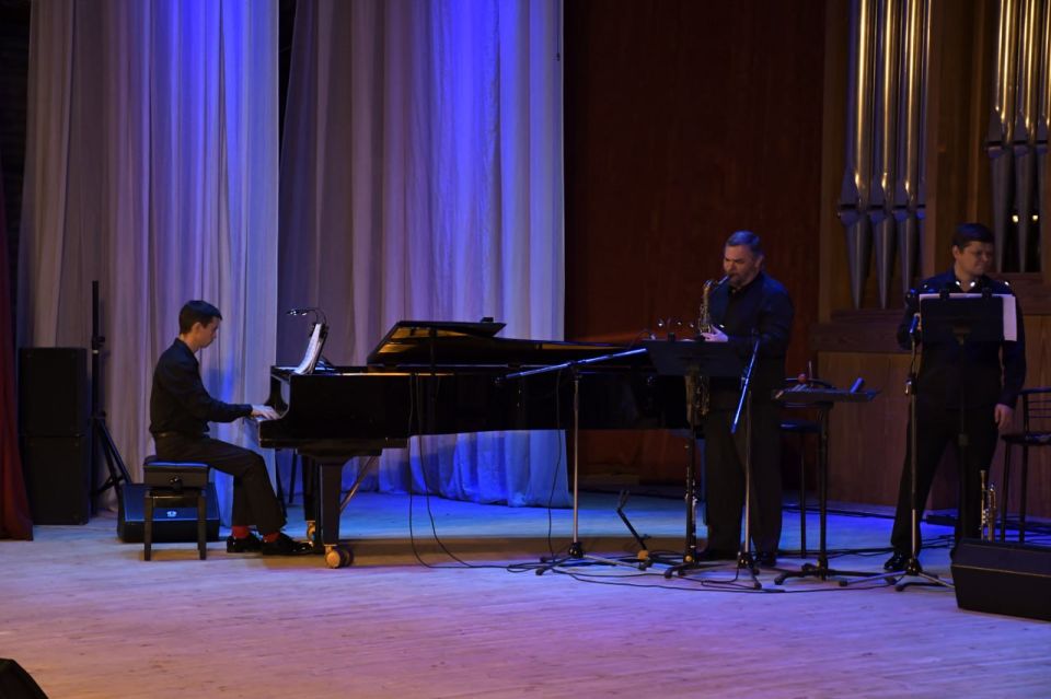 � ��������� ������������� ���������� ��������� ������������ ����� � ������ ������������������ ������: �����, �������� �������