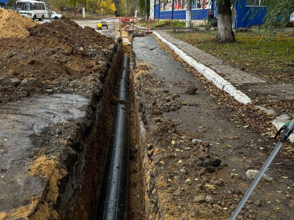 В Стаханове меняют водовод по ул. Олимпийская. Об этом сообщили в пресс-службе Минстроя ЛНР В Стаханове меняют водовод по ул. Олимпийская. Об этом сообщили в пресс-службе Минстроя ЛНР