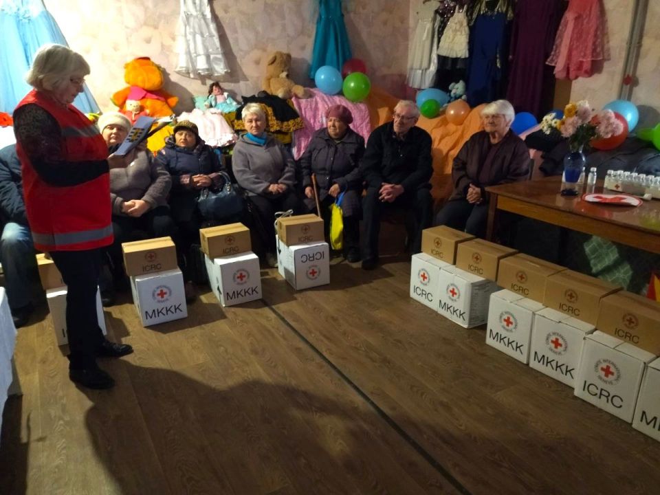 Обществом Красного Креста города Рубежное было организовано мероприятие, посвященное Дню народного единства Обществом Красного Креста города Рубежное было организовано мероприятие, посвященное Дню народного единства