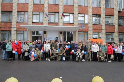 Торжественный митинг-концерт в Марковке