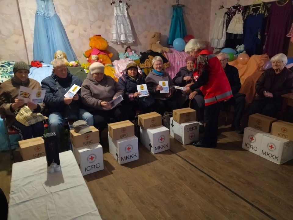 Обществом Красного Креста города Рубежное было организовано мероприятие, посвященное Дню народного единства Обществом Красного Креста города Рубежное было организовано мероприятие, посвященное Дню народного единства