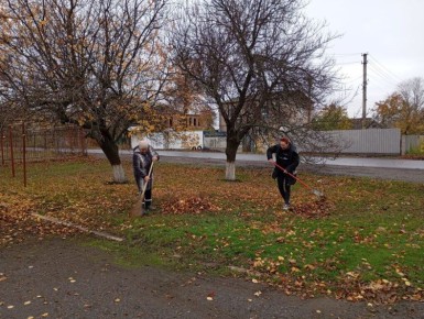 В преддверии Дня народного единства на территории Краснодонского муниципального округа с 31 октября по 1 ноября проходит масштабный субботник