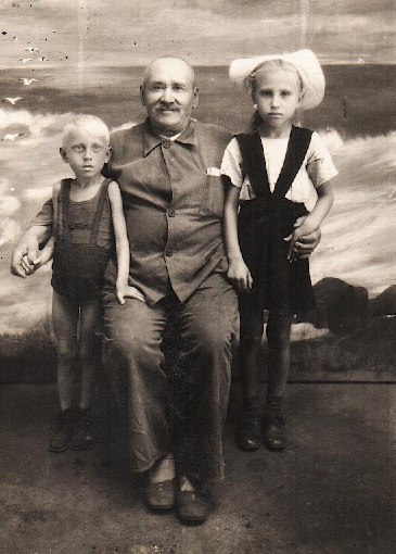 «Слобода Ровенецкая между двумя мировыми войнами» «Слобода Ровенецкая между двумя мировыми войнами»