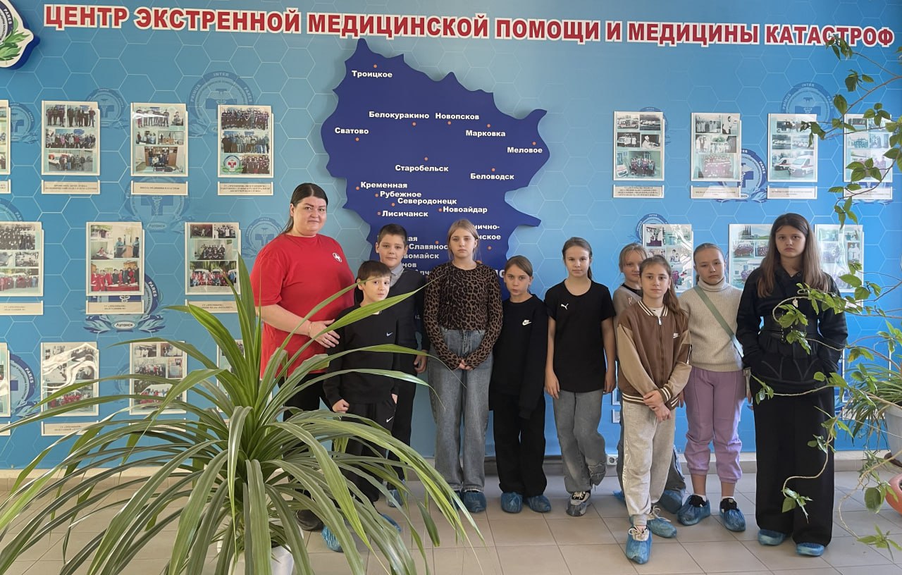 С благодарностью за экскурсию, с надеждой на крепкую дружбу и сотрудничество!