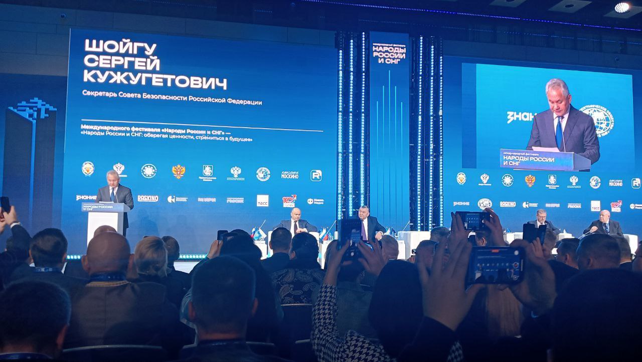 Делегация ЛНР участвует в Международном фестивале «Народы России и СНГ»