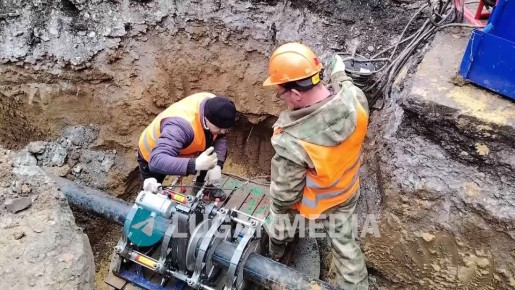 Регион-шеф Ставропольский край работает по замене водопроводной сети на улице Олимпийской в Стаханове