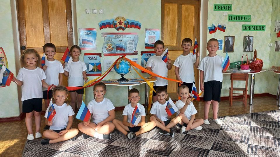 В преддверии Дня народного единство в дошкольных учреждениях города прошли мероприятия, посвященные празднику В преддверии Дня народного единство в дошкольных учреждениях города прошли мероприятия, посвященные празднику