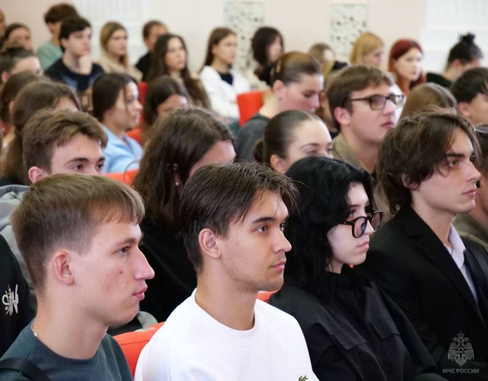 Студентам – о грамотном поведении в различных ЧС и не только