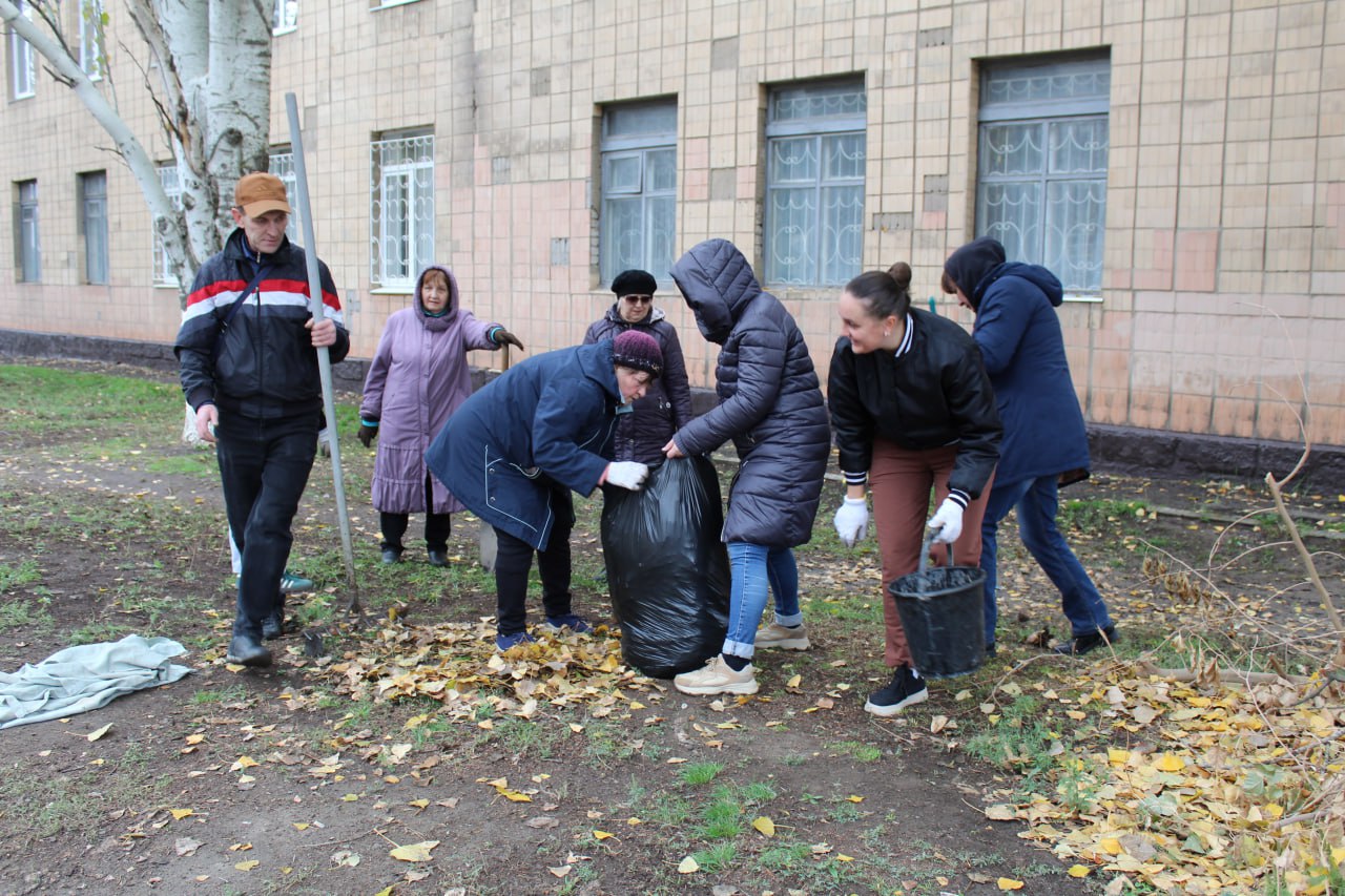 Масштабный субботник продолжается Масштабный субботник продолжается