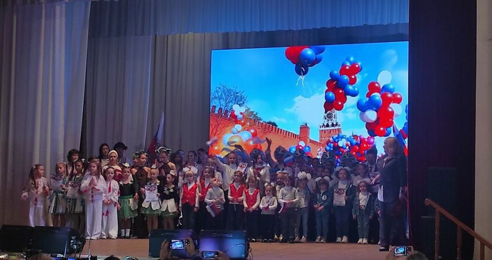 5-й городской фестиваль-марафон "Искусство единит и возвышает": праздник таланта в Алчевске 5-й городской фестиваль-марафон "Искусство единит и возвышает": праздник таланта в Алчевске