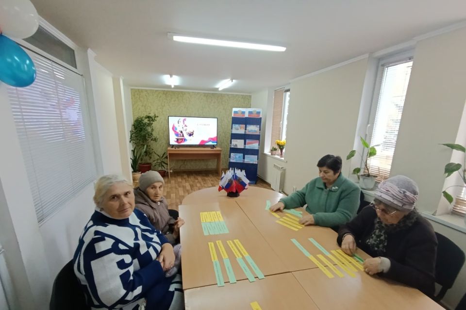 Вячеслав Третьяков: День народного единства - это праздник, который призывает людей не только вспомнить важнейшие исторические события, но и напомнить всем жителям многонациональной страны важность сплочения Вячеслав Третьяков: День народного единства - это праздник, который призывает людей не только вспомнить важнейшие исторические события, но и напомнить всем жителям многонациональной страны важность сплочения