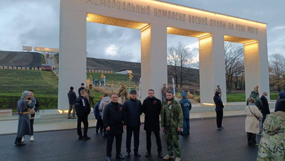 В Краснолучском округе состоялось открытие восстановленного Мемориального комплекса боевой славы на реке Миус В Краснолучском округе состоялось открытие восстановленного Мемориального комплекса боевой славы на реке Миус