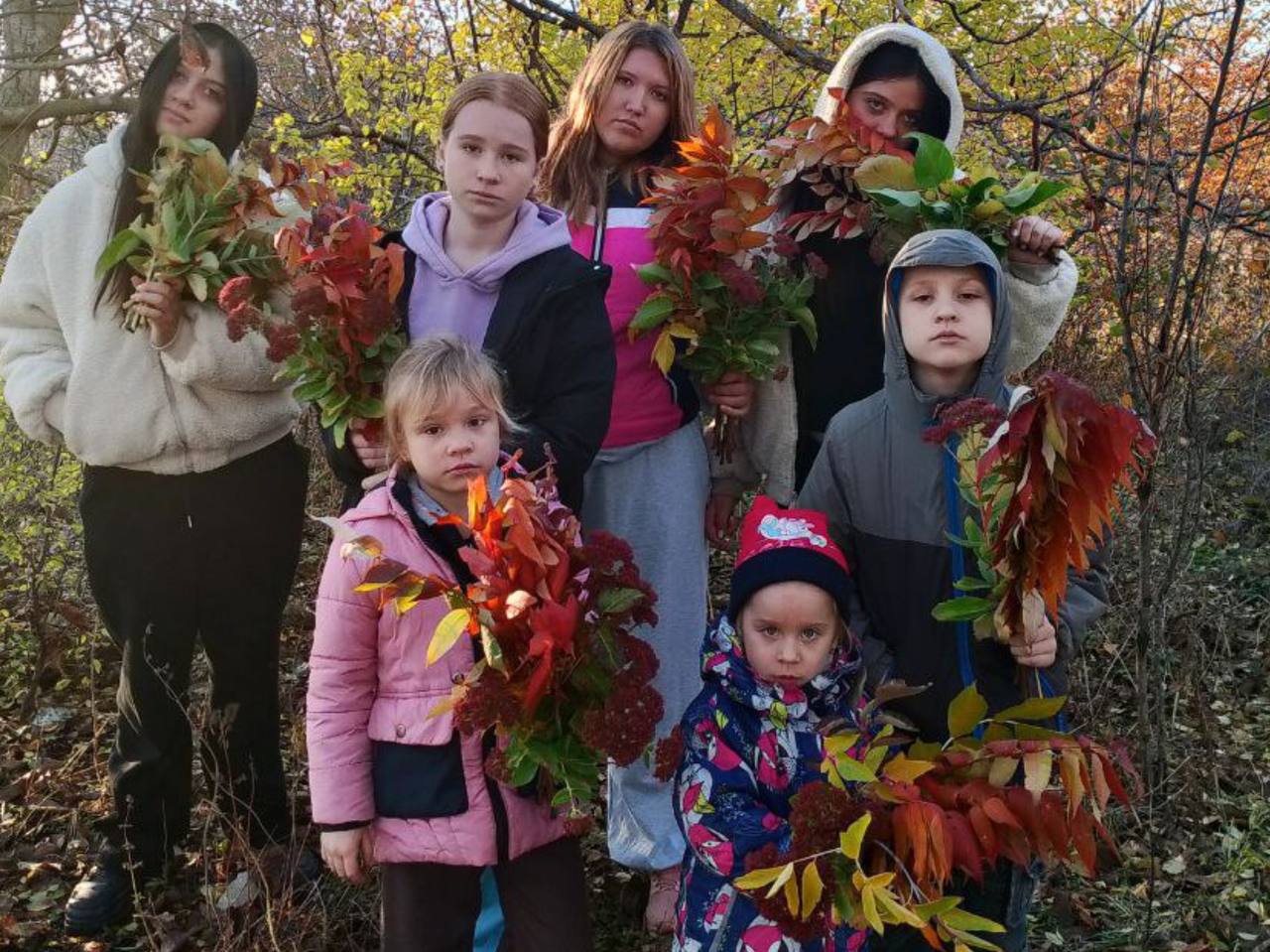 4 ноября вся наша страна отмечает ещё совсем молодой праздник – ДЕНЬ НАРОДНОГО ЕДИНСТВА! Это дата исторической мудрости российского народа, символ независимости, государственности и жизнестойкости России 4 ноября вся наша страна отмечает ещё совсем молодой праздник – ДЕНЬ НАРОДНОГО ЕДИНСТВА! Это дата исторической мудрости российского народа, символ независимости, государственности и жизнестойкости России